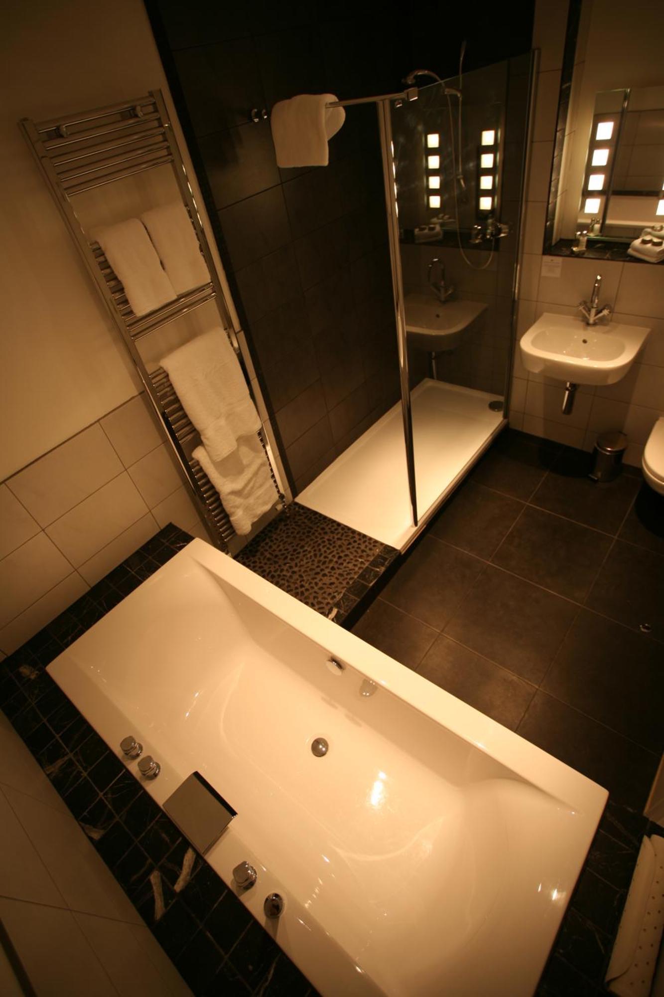 לאדלו Fishmore Hall Hotel And Boutique Spa מראה חיצוני תמונה
