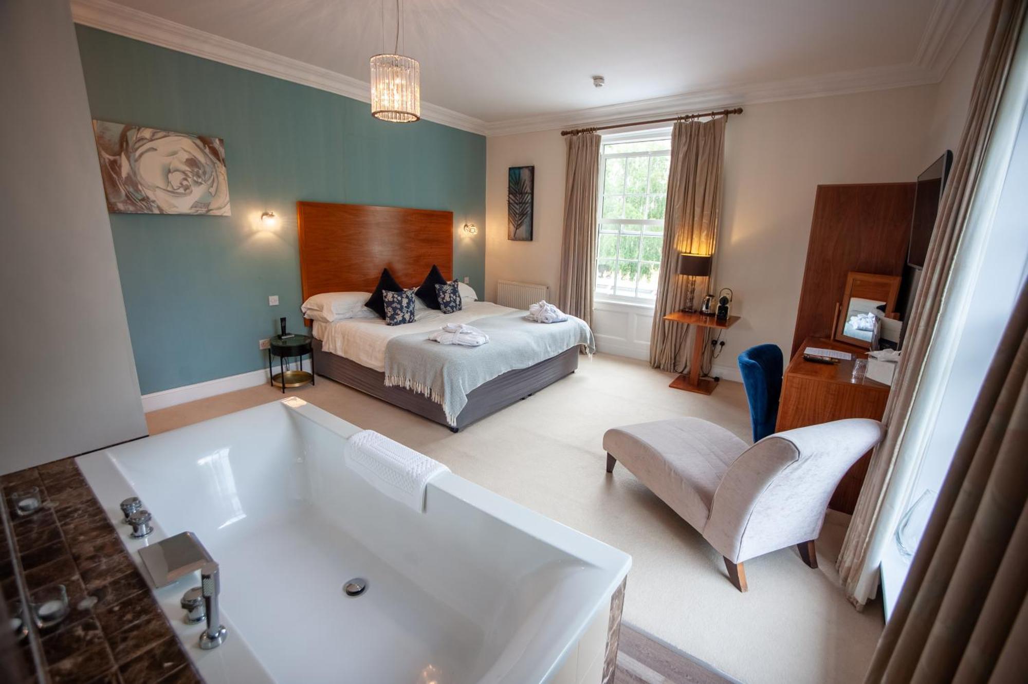 לאדלו Fishmore Hall Hotel And Boutique Spa מראה חיצוני תמונה